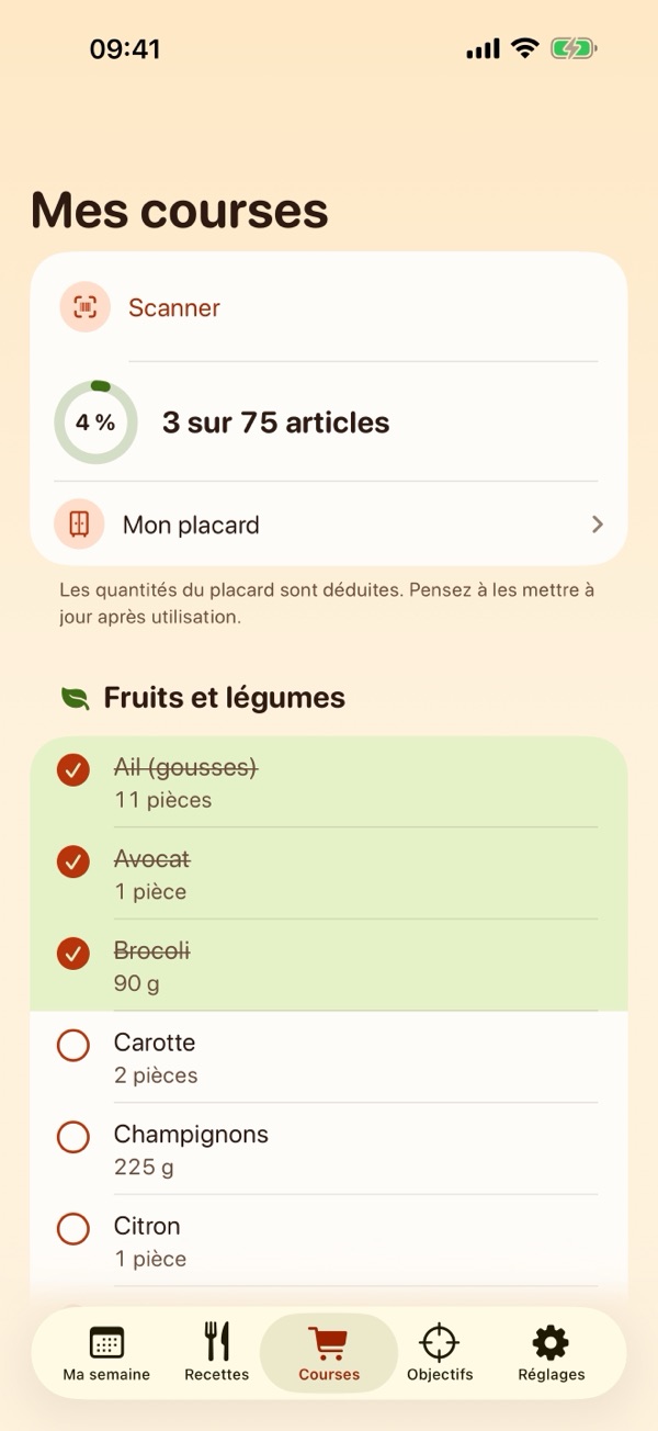 Mes courses : 3 articles cochés sur 75, le scan et le placard, et le rayon Fruits et légumes.